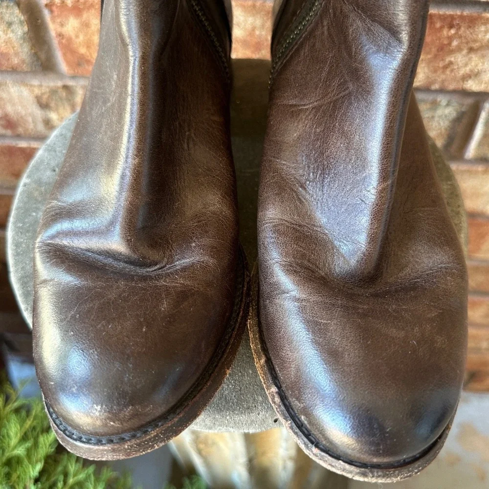 Frye Melissa Seam Short Ankle Boots 6.5 Brown Leather Side Zip Flat 3475444